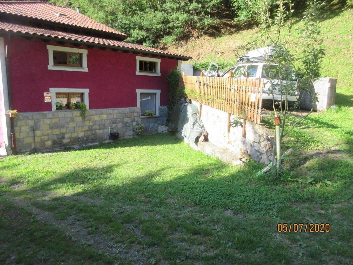 La Muria Apartment Onís Kültér fotó