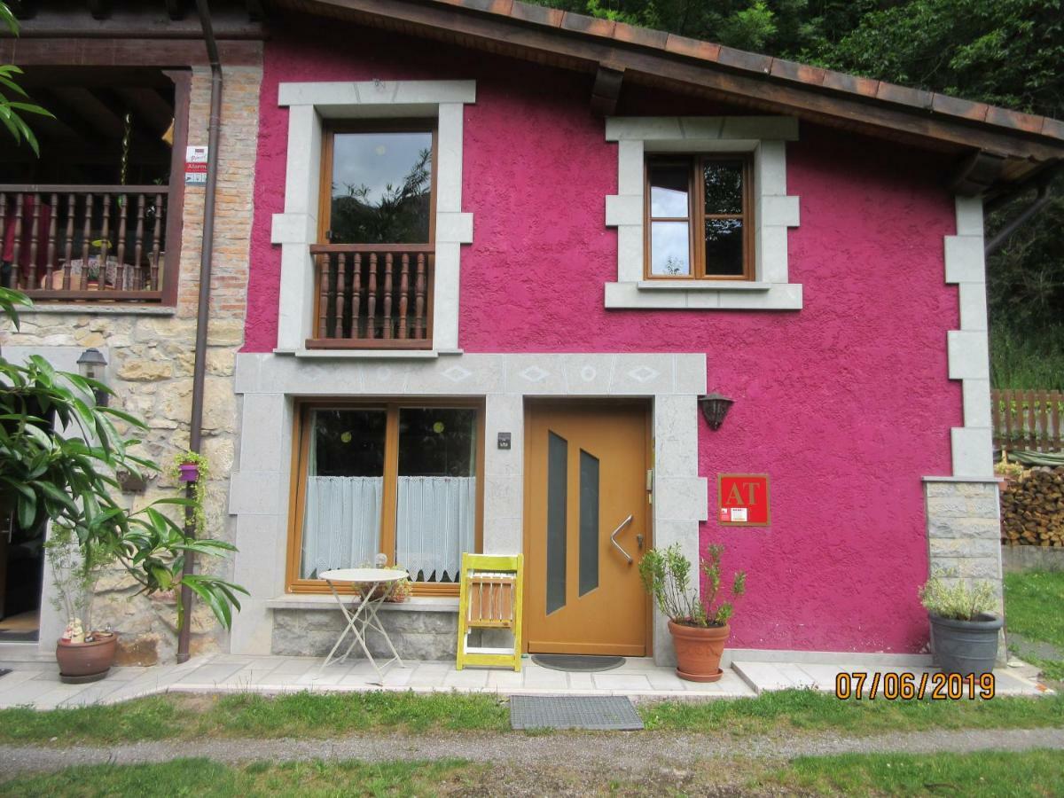 La Muria Apartment Onís Kültér fotó