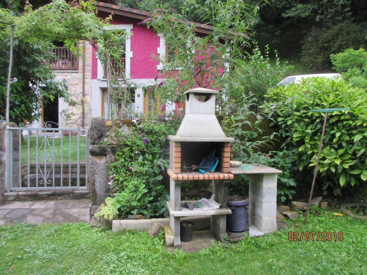 La Muria Apartment Onís Kültér fotó